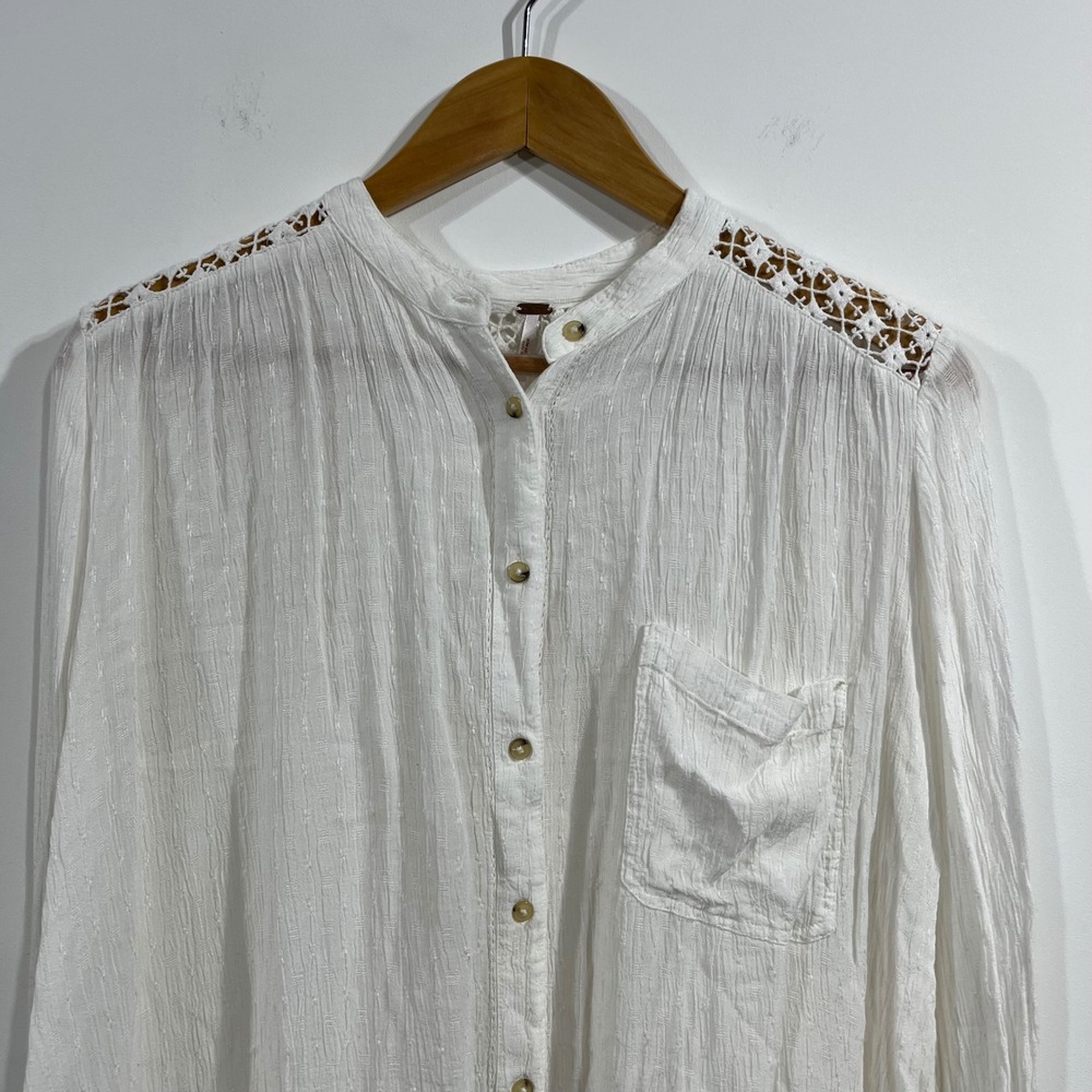 Free People Crochet Lace Renfair Button Down Top Womens Medium Ethereal Boho - Picture 4 of 13